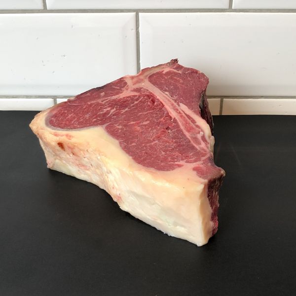 1 St. Dry aged Porterhouse-Steak